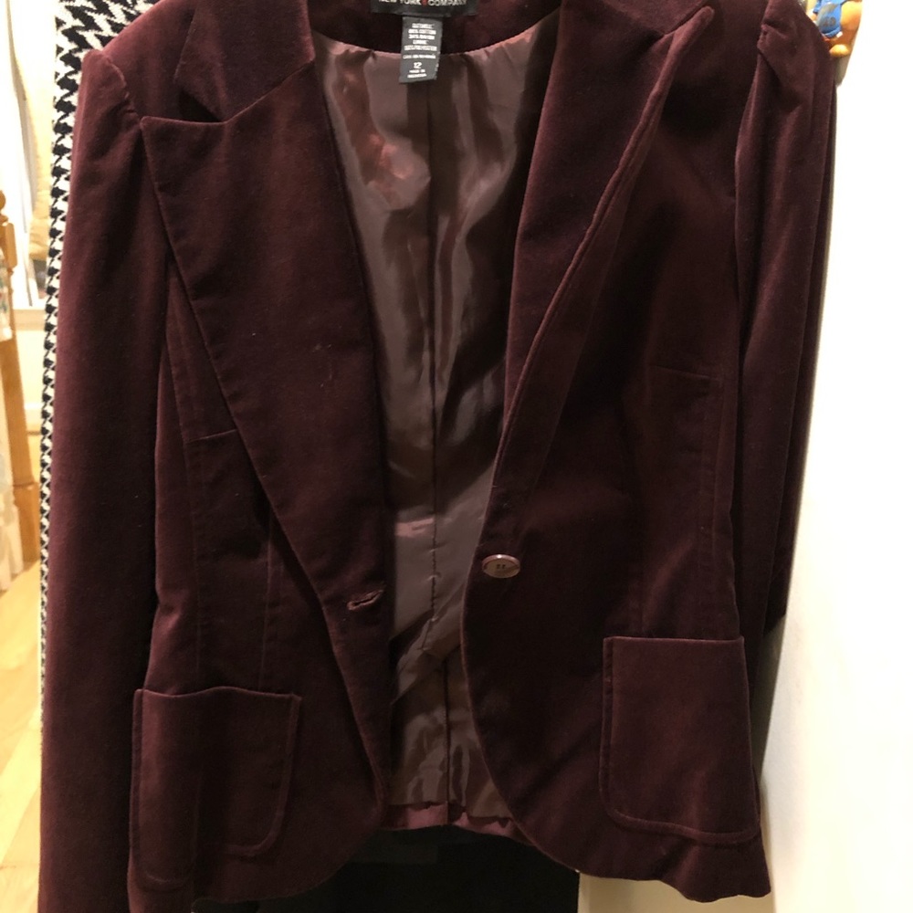 Maroon blazer